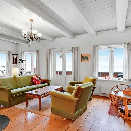 Awesome In With Kitchen