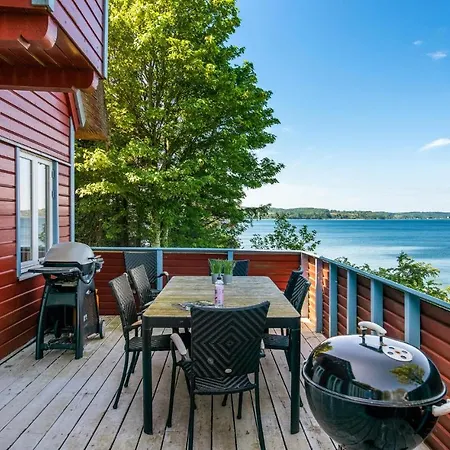 Awesome In With Kitchen 別荘